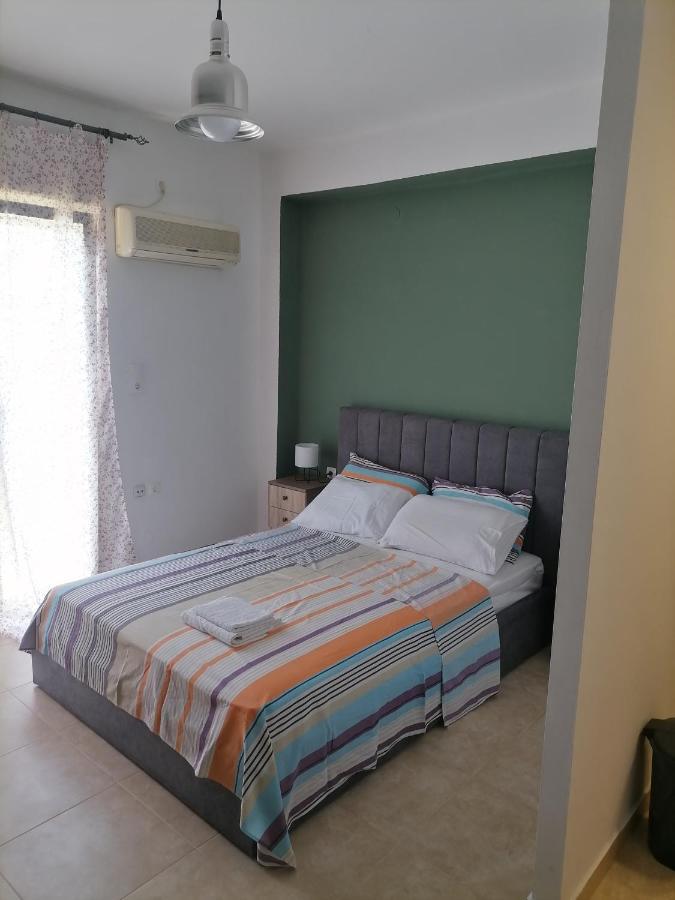 New-B Apartment Ierapetra  Bagian luar foto